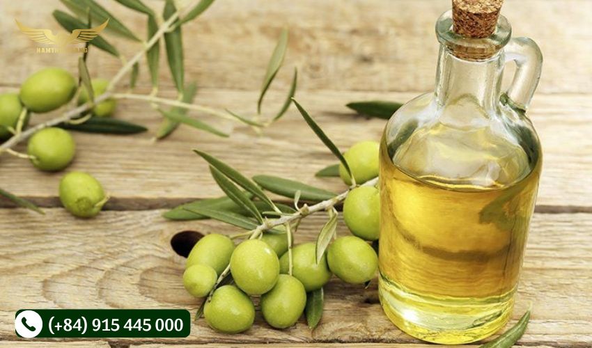 Sử dụng dầu ô-liu để loại bỏ vết mủ